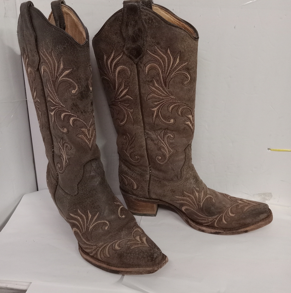 Circle G Cowgirl Boots Brown Distress Suede Leather Floral Embroidery Size 6.5M